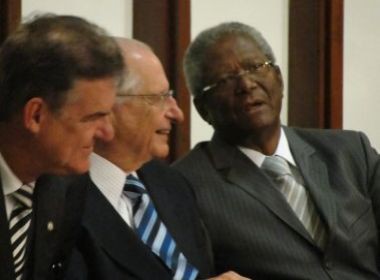 Edvaldo Brito representa JH em mais um evento